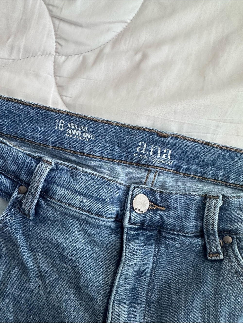 ANA A New Approach Distressed Skinny Jeans - Picture 5 of 7